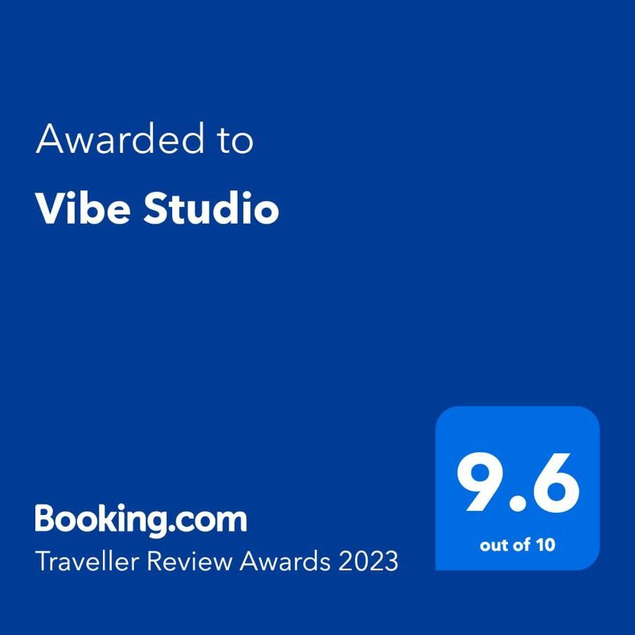 Vibe Studio Apartamento Năvodari Exterior foto